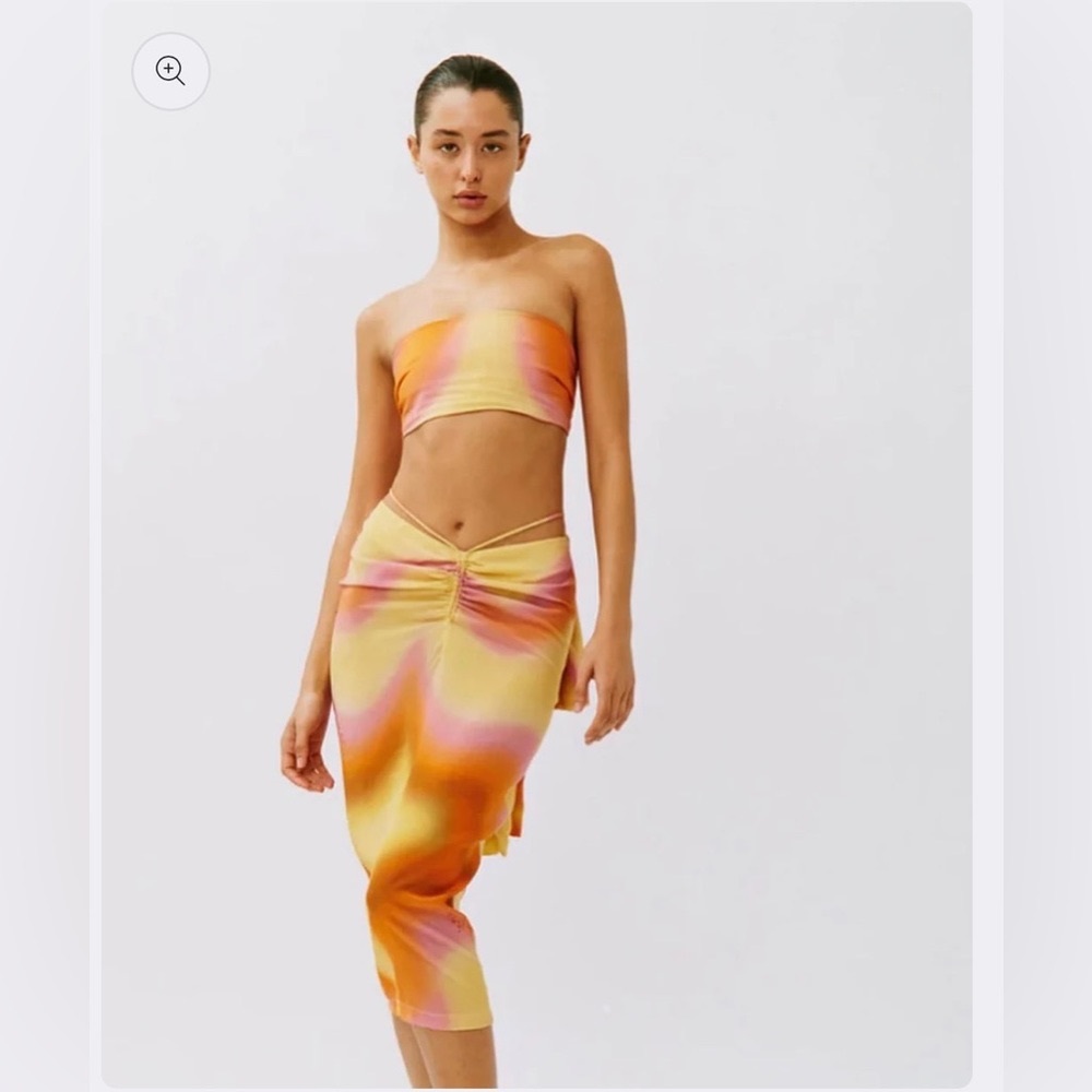 SOLD With Jean Naomi Set in Ziggy XS